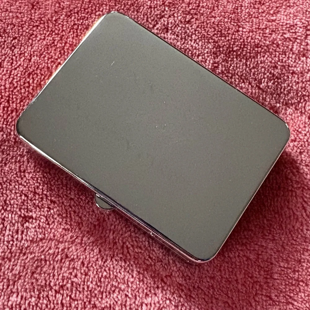 Engraved Silvertone Compact Pillbox I Don’t Repeat Gossip So Listen Carefully - Picture 5 of 8